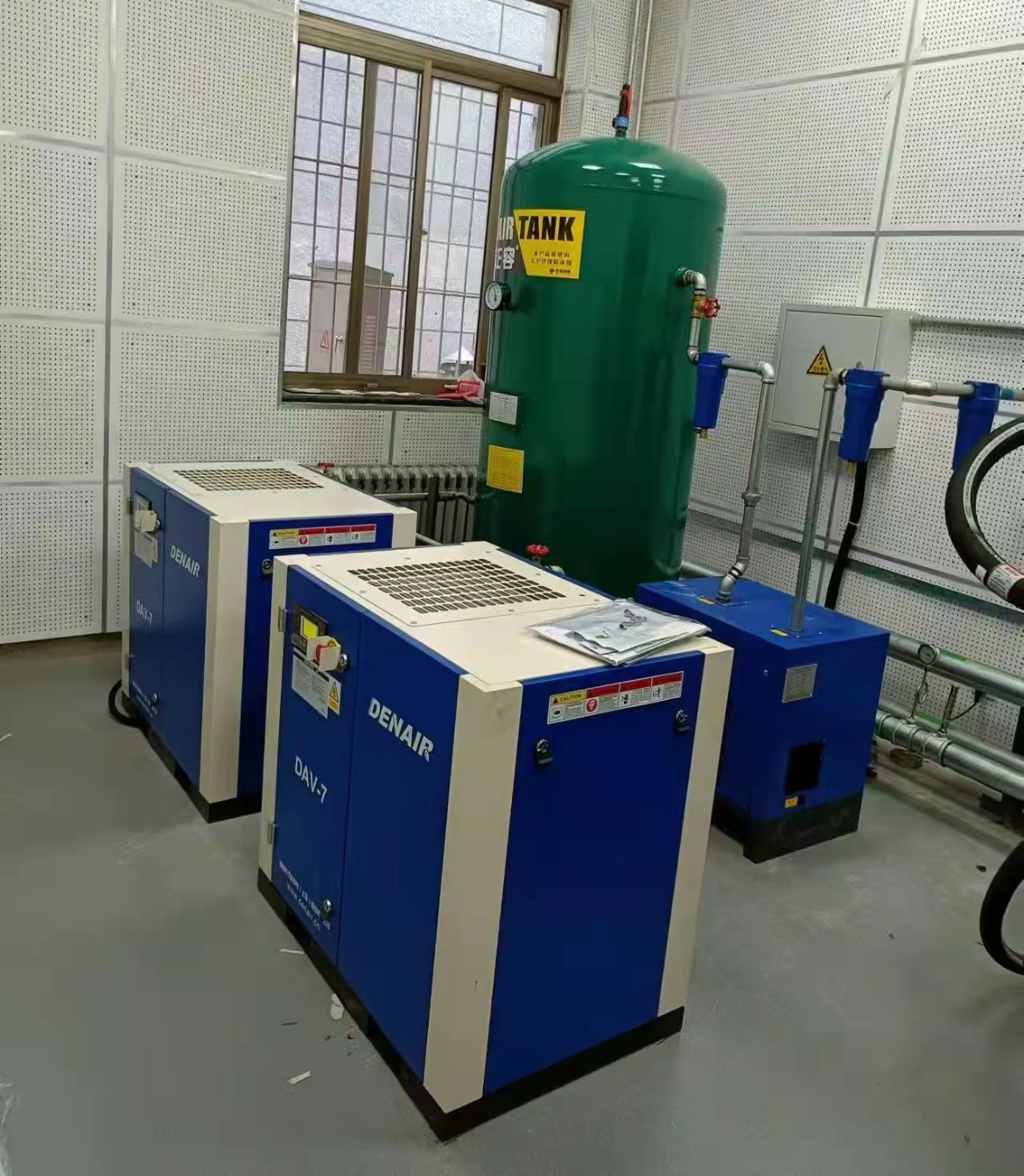 德耐尔螺杆空气压缩机